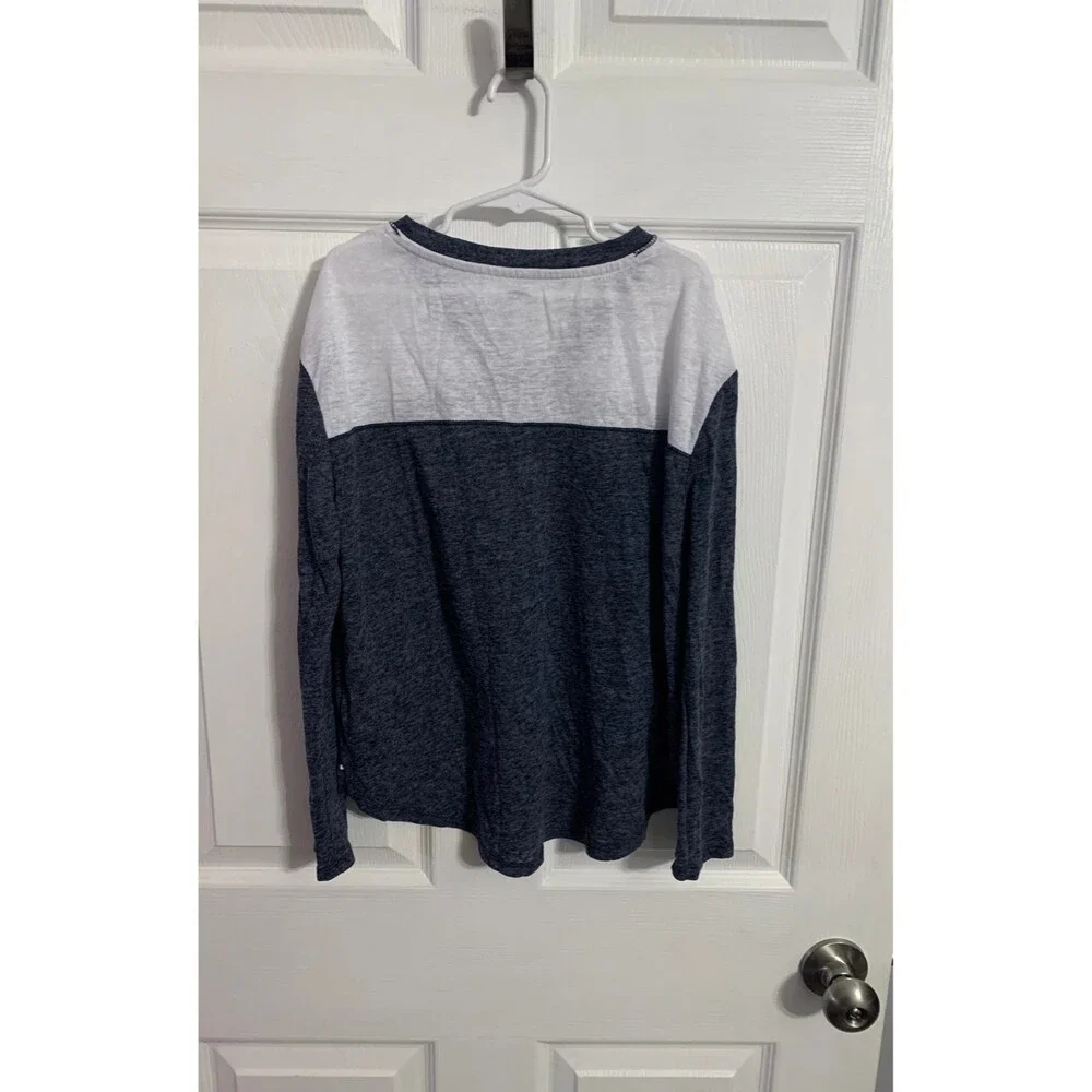 Old Navy Shirt. Size L (10-12)